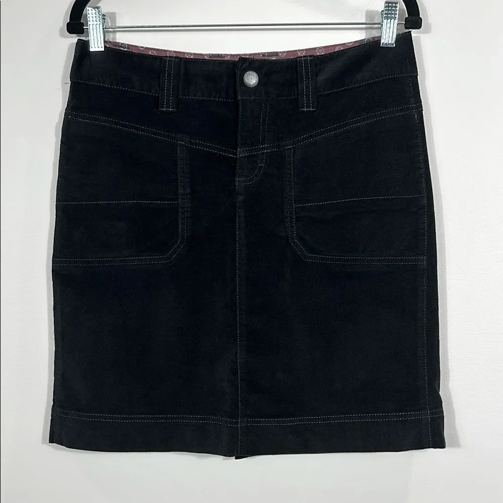 Athleta Black Velveteen Mini Skirt Dark Fall Winter Preppy Stretch Women Size 6